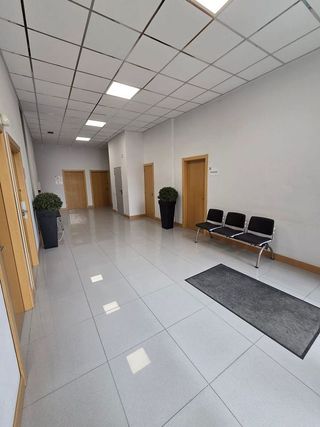 Local comercial en alquiler en San Pedro de Deusto-La Ribera en Bilbao