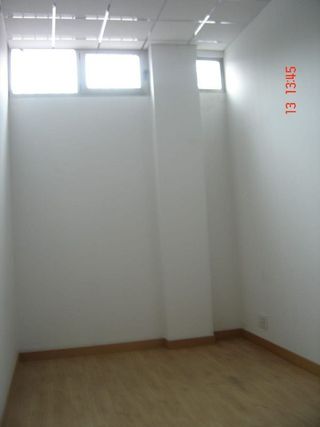 Local comercial en alquiler en San Pedro de Deusto-La Ribera en Bilbao