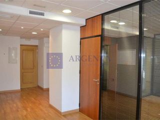 Oficina en alquiler en Centro en Cáceres