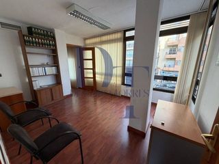 Oficina en alquiler en Zona Hispanidad-Vivar Téllez en Vélez-Málaga