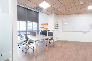 Oficina en alquiler en El Pla del Remei en Valencia