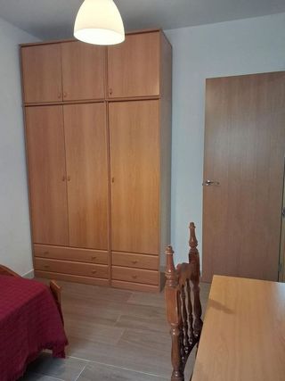 Piso en alquiler en Camino de Ronda - Rosaleda en Granada