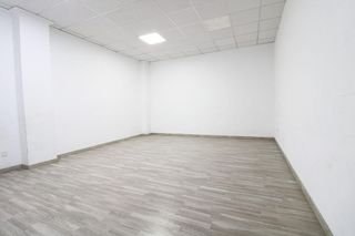 Local comercial en alquiler en Sector V en Elche