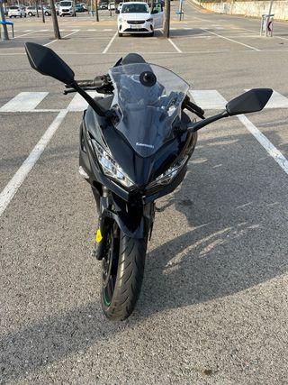 Moto Kawasaki Ninja 400 | Menos de 7000 km