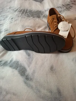 Zapatos de ante marrón talla 38