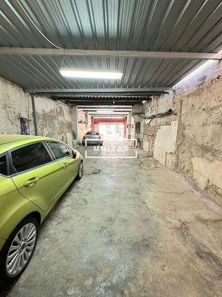 Edificio en venta en Carolinas Altas en Alicante