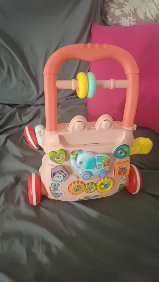 Andador bebé musical y con juegos