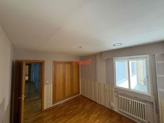 Piso en venta en Centro en Ourense