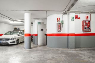 Garaje en venta en Pajaritos - Plaza de Toros en Granada