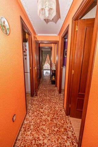 Piso en venta en Linares