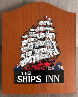 Diana de dardos con 6 dardos