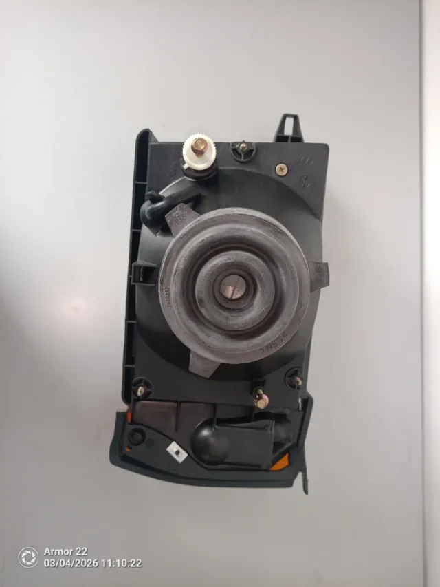 Faro Lancia Magneti Marelli H4