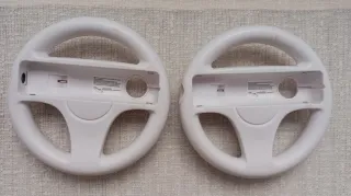 Pacchetto Accessori Wii: Volanti, Racchetta, Golf