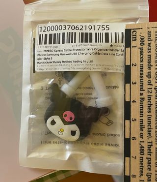 MINISO Sanrio Proteggi Cavo Organizer