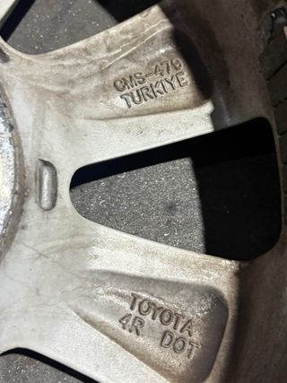 Llanta Toyota Yaris Repuesto