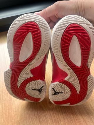 Tenis Jordan Niño Talla 40