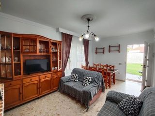 Chalet en venta en Las Lagunas - Campano en Chiclana de la Frontera