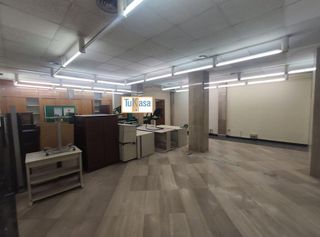 Local comercial en alquiler en Centro en Cáceres