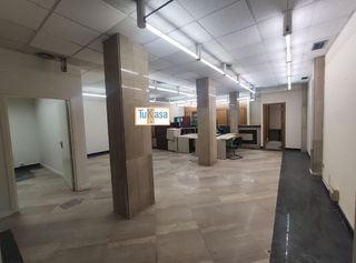 Local comercial en alquiler en Centro en Cáceres