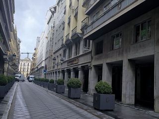 Oficina en alquiler en San Matías - Realejo en Granada