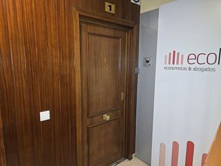 Oficina en alquiler en San Matías - Realejo en Granada