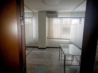 Oficina en alquiler en San Matías - Realejo en Granada