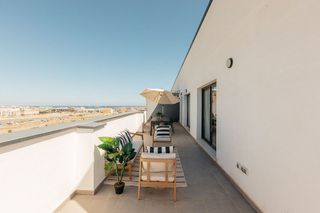 Ático en alquiler en La Punta en Valencia
