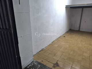 Garaje en alquiler en Avda. de Abril. - 9 de octubre en Sagunto