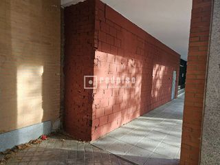 Local comercial en alquiler en Valdepelayo - Montepinos - Arroyo Culebro en Leganés