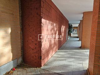 Local comercial en alquiler en Valdepelayo - Montepinos - Arroyo Culebro en Leganés
