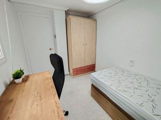 Ático en alquiler en Doctor Palos - Alto Palancia en Sagunto