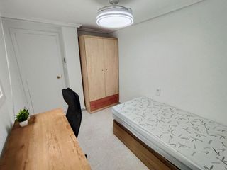 Ático en alquiler en Doctor Palos - Alto Palancia en Sagunto