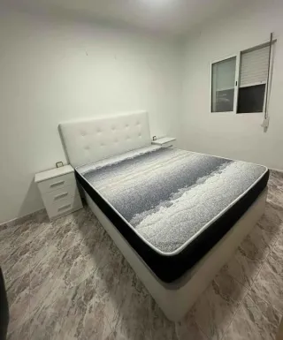 Canapés,colchones,somieres,base, cabezales,mesitas