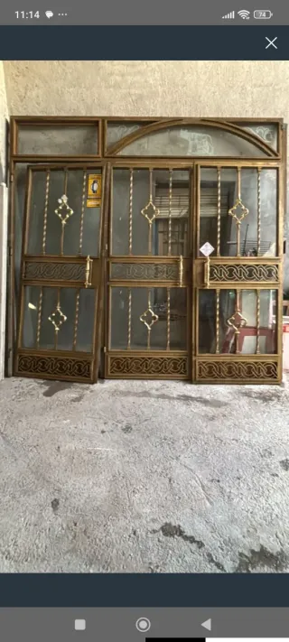 Cancela de hierro  macizo ,forjado y cristal