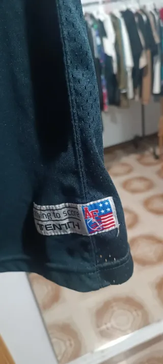 Camiseta deportiva #60 verde y gris