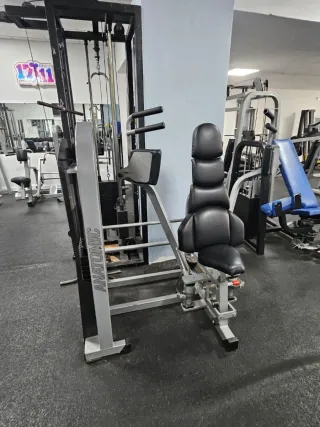 Se vende gimnasio completo