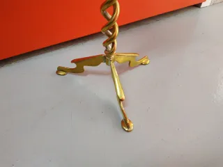 Cenicero o portamonedas de latón