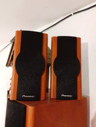 Altavoces Pioneer Madera
