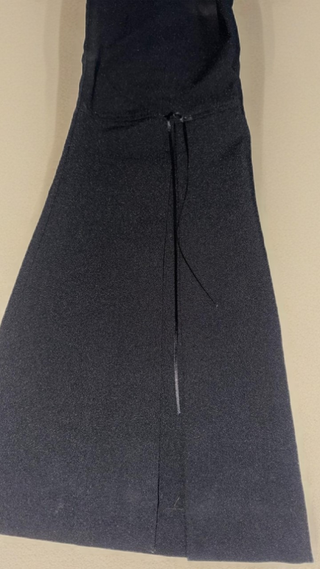 Pantalón elástico acampanado negro