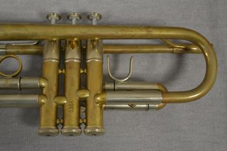 Trompeta Sib Van Laar B5