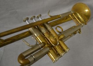 Trompeta Sib Van Laar B5