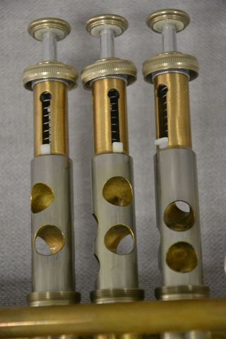 Trompeta Sib Van Laar B5