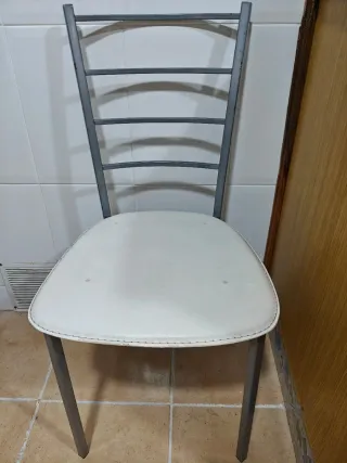 Mesa de cocina cristal y metal