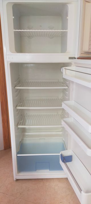 Nevera Bosch poco uso