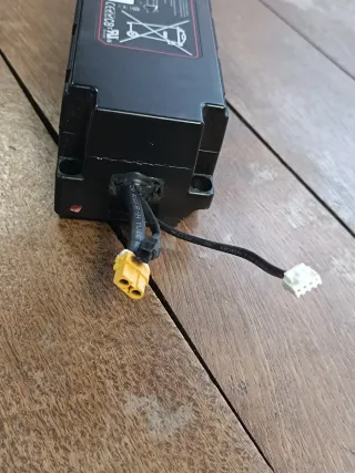 Batería Patinete Eléctrico 46.8V 7.8Ah