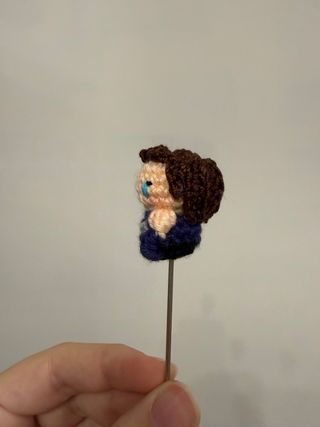 Mini amigurumi Colin - Bridgerton