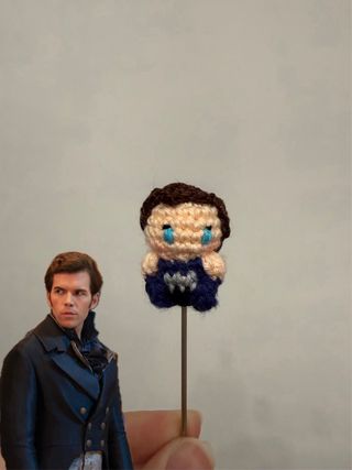 Mini amigurumi Colin - Bridgerton