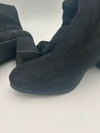 Stivali alti in velluto neri