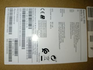 Torre con pantalla en muy buen estado