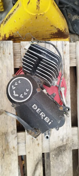 Motor Derbi TT8